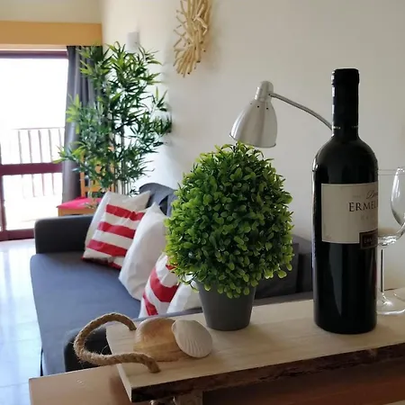 Апартаменты Wow Beach 2bd Flat Sea View - 300mts 2 Beach,wifi Портиман